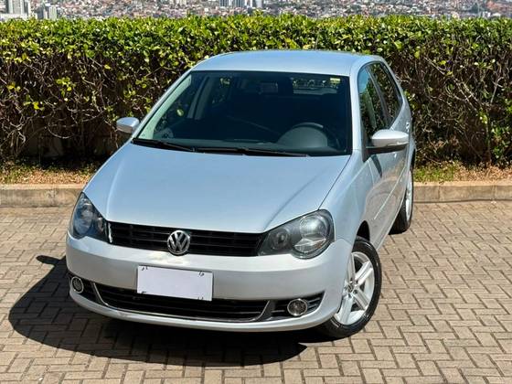 VOLKSWAGEN POLO 1.6 MI 8V FLEX 4P MANUAL
